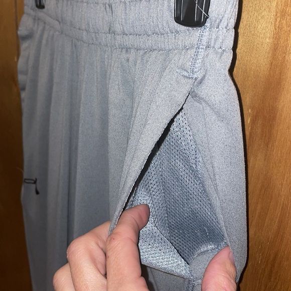 •UNDER AMOUR• UA GREY JOGGER/TRACK PANT SIZE ADULT SMALL EUC W/POCKETS - Picture 4 of 7